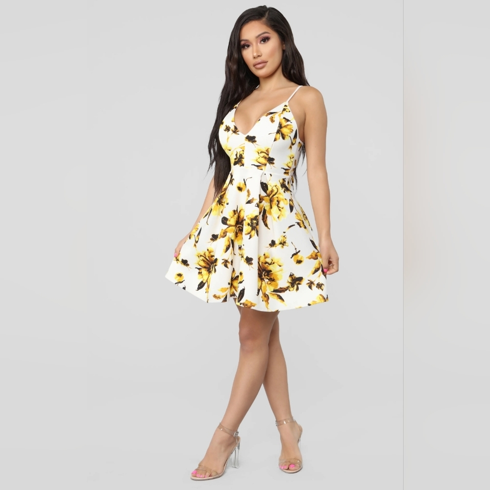 Floral Dress - Picture 2 of 5